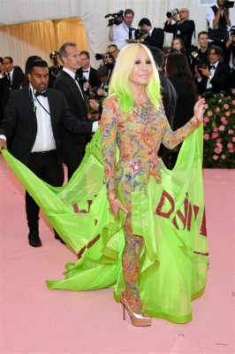   The Met Gala 2019: Bir Moda Gösterisi ve Amerikan Tarihinin Yansıması